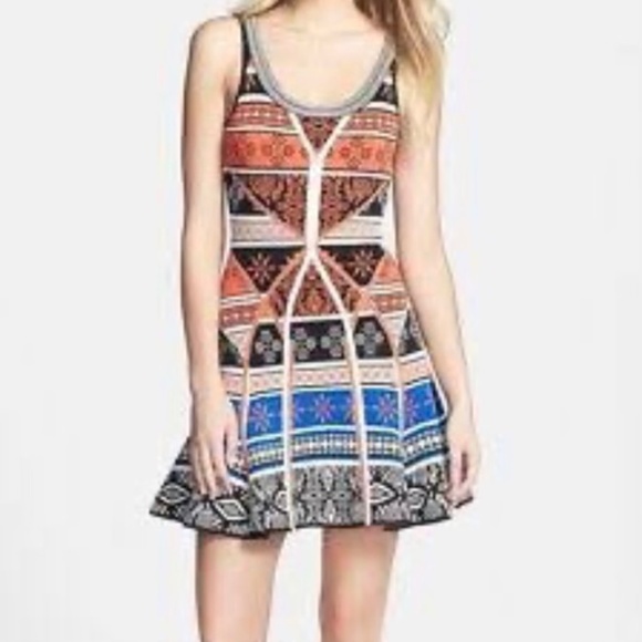 DIANE VON FURSTENBERG DVF NWT ISLA FIT & FLARE DRESS - Picture 1 of 5